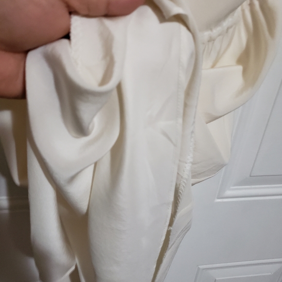 Wilfred 100% silk cream dress - Picture 7 of 10